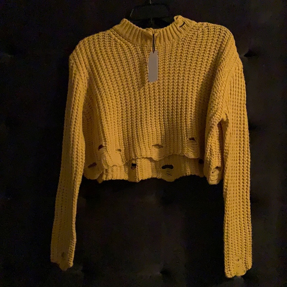 A beautiful  Gold sweater